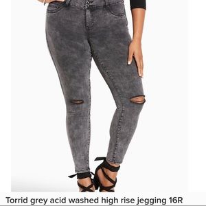 Torrid Gray/black acid washed skinny jeans
